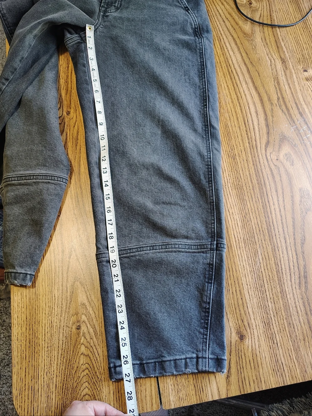 Everlane Utility Barrel Jeans Organic Cotton, Women's, Washed Black size 27. - Picture 12 of 16